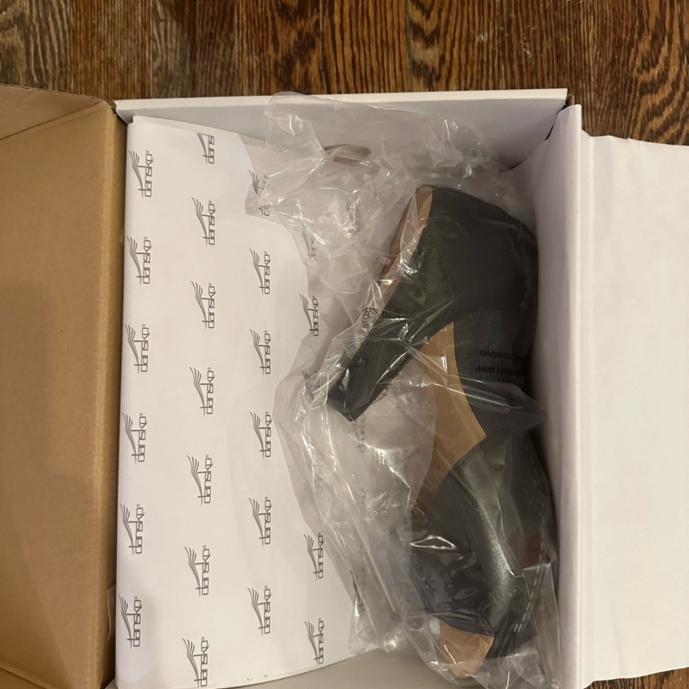 Dansko Tracy burnished calf NWT - Picture 4 of 9